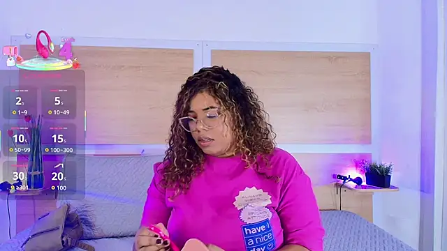  nickypurple  online show from September 15, 2025, 11:32 am