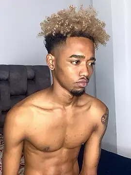 matatanlove online show from December 3, 2024, 8:38 am