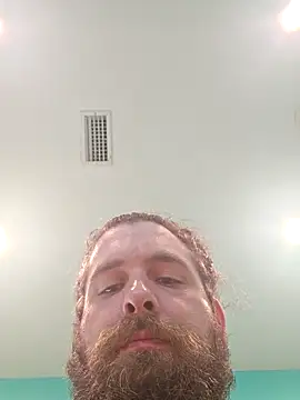 Wooderson107 online show from December 20, 2025, 8:05 pm