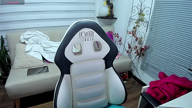 Lunlunera online show from March 10, 2026, 5:34 am