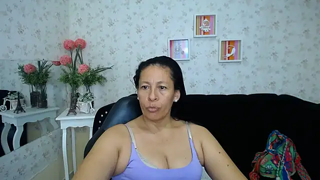 mature martina online show from February 16, 2025, 2:20 am
