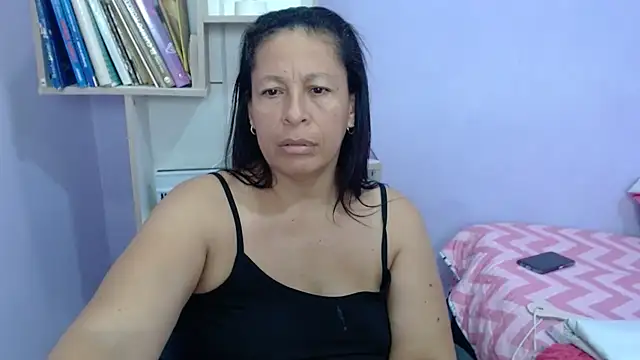 Snapshot of mature_martina chatting on November 5, 2025, 10:15 am mature martina online show from November 5, 2025, 10:15 am