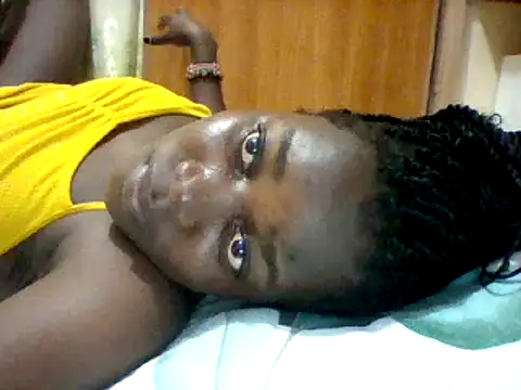 Snapshot of Alessandrajenna chatting on February 12, 2025, 10:59 pm Alessandrajenna online show from February 12, 2025, 10:59 pm