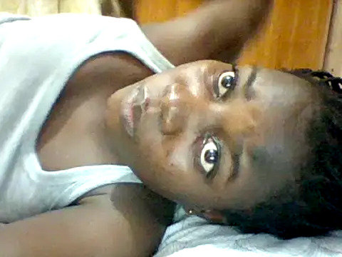 Snapshot of Alessandrajenna chatting on March 17, 2025, 5:27 pm Alessandrajenna online show from March 17, 2025, 5:27 pm