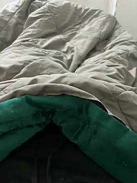 Snapshot of yourheroforfun chatting on January 16, 2025, 5:55 pm yourheroforfun online show from January 16, 2025, 5:55 pm