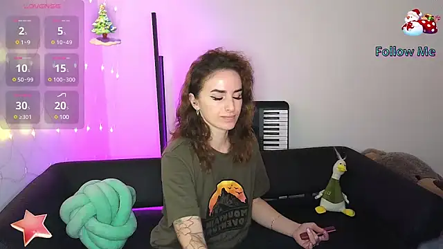 xx adrihanna xx online show from January 7, 2025, 4:37 pm