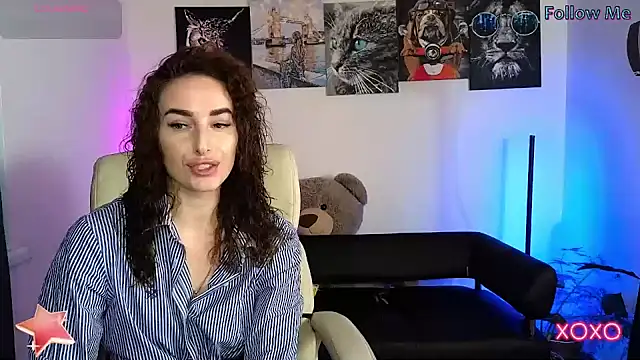 xx adrihanna xx online show from February 20, 2025, 3:08 pm