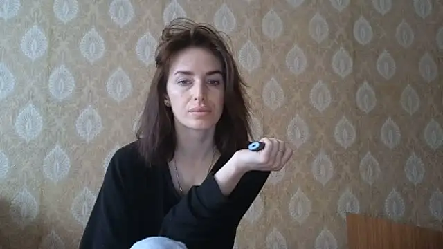 xx adrihanna xx online show from February 18, 2026, 6:53 am