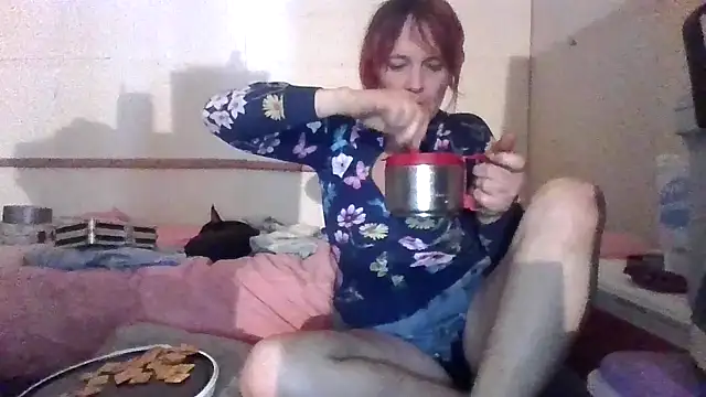 Snapshot of spundarella420 chatting on March 5, 2026, 5:09 pm spundarella420 online show from March 5, 2026, 5:09 pm