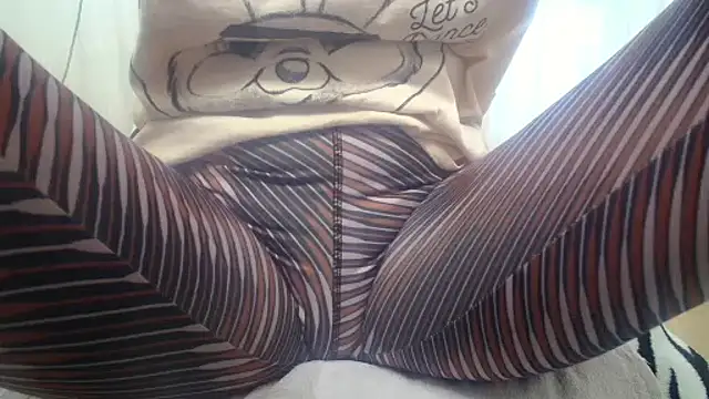 Web Lady online show from February 13, 2026, 7:37 am