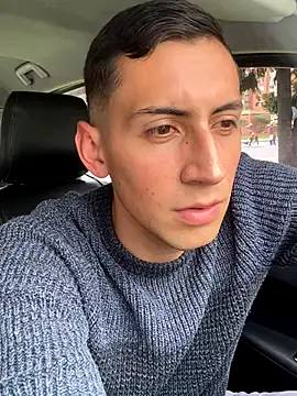 Snapshot of vpn1000 chatting on November 25, 2025, 4:40 pm vpn1000 online show from November 25, 2025, 4:40 pm