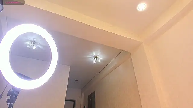 Snapshot of su_nan chatting on February 26, 2025, 1:19 pm su nan online show from February 26, 2025, 1:19 pm