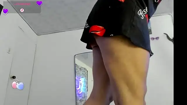 Angelblue  online show from March 18, 2025, 1:53 pm