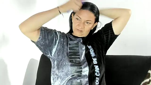 Angelblue  online show from October 8, 2025, 2:47 pm