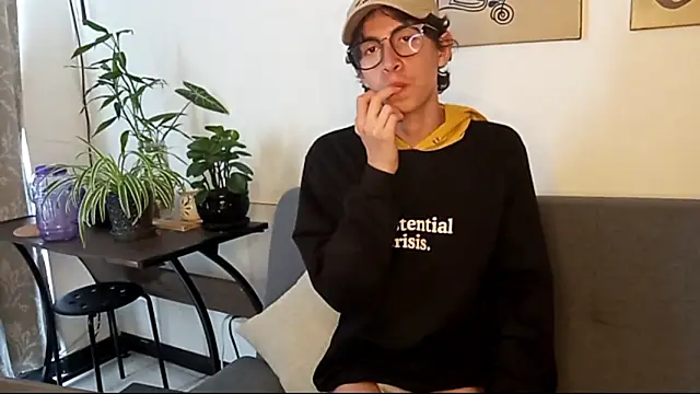 Norehg online show from October 12, 2025, 8:41 pm