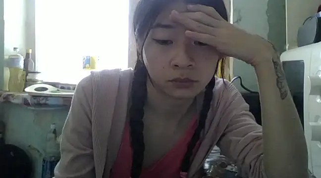 CarlyJoy online show from February 5, 2025, 10:30 am