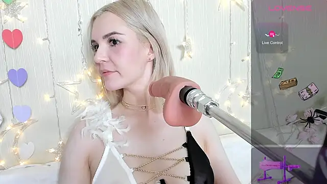 Snapshot of Kaya_Devis chatting on November 2, 2025, 4:37 am Kaya Devis online show from November 2, 2025, 4:37 am