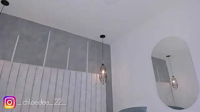 chloe d online show from January 31, 2025, 5:10 pm