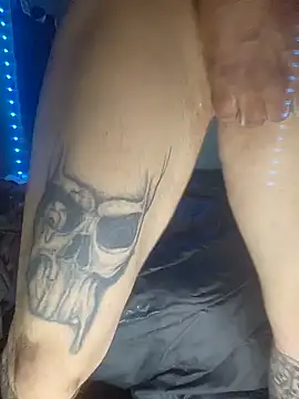 deepstroker42071 online show from February 5, 2025, 3:13 am