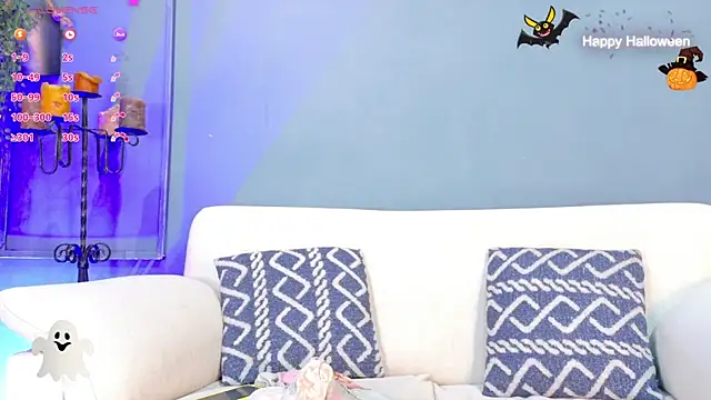 sofiaa ebony online show from October 15, 2025, 1:11 pm