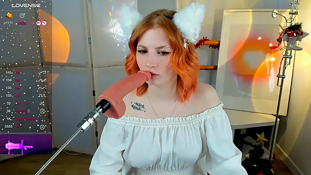 Snapshot of Mira__Blush chatting on January 1, 2025, 9:39 am Mira Blush online show from January 1, 2025, 9:39 am