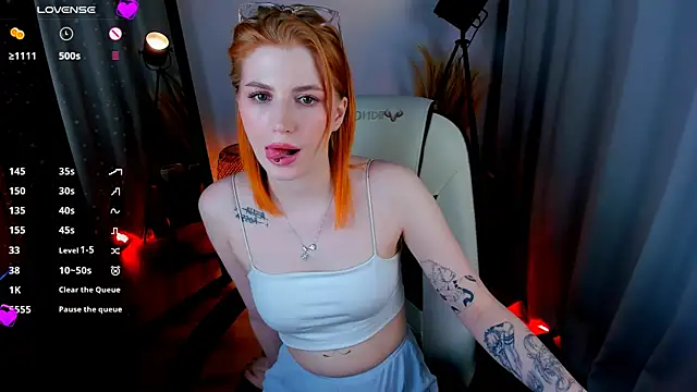 Snapshot of Mira__Blush chatting on March 7, 2025, 2:57 am Mira Blush online show from March 7, 2025, 2:57 am