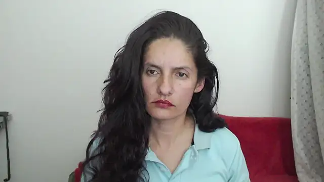 catalina duran1 online show from December 23, 2025, 5:05 am