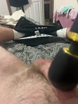BIGDICK3202 online show from December 19, 2025, 9:33 pm