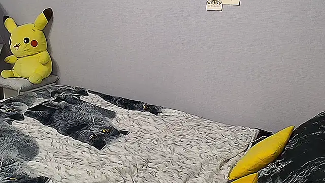 KathrineBerry online show from January 31, 2025, 2:07 pm