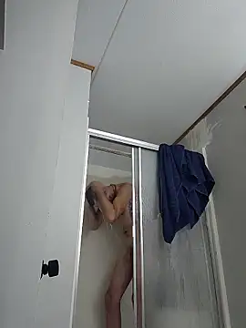 Snapshot of Bi_curious86 chatting on September 30, 2025, 5:29 pm Bi curious86 online show from September 30, 2025, 5:29 pm