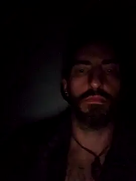 Snapshot of Bi_curious86 chatting on October 24, 2025, 4:53 am Bi curious86 online show from October 24, 2025, 4:53 am