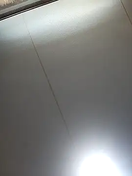 Snapshot of Bi_curious86 chatting on February 4, 2026, 4:35 pm Bi curious86 online show from February 4, 2026, 4:35 pm