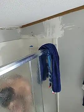 Snapshot of Bi_curious86 chatting on February 25, 2026, 6:50 pm Bi curious86 online show from February 25, 2026, 6:50 pm