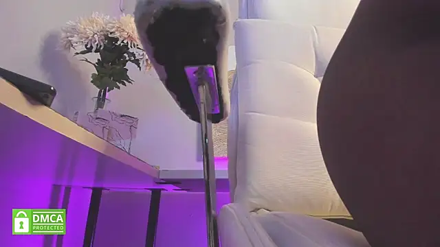 karinna gray online show from February 18, 2026, 12:17 am