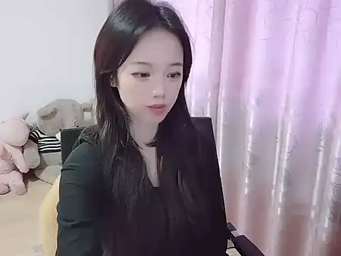 wwcc123 online show from November 12, 2025, 4:13 am