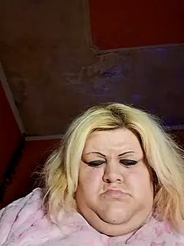 Snapshot of ducicsajsziii chatting on February 20, 2025, 3:30 pm ducicsajsziii online show from February 20, 2025, 3:30 pm