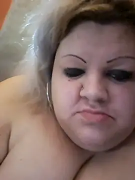 Snapshot of ducicsajsziii chatting on September 24, 2025, 10:13 pm ducicsajsziii online show from September 24, 2025, 10:13 pm