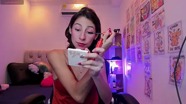 Snapshot of Gorgeous_Team chatting on February 21, 2025, 8:05 pm Gorgeous Team online show from February 21, 2025, 8:05 pm