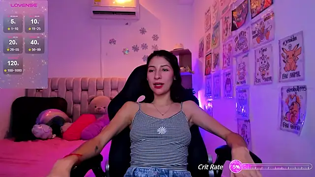 Snapshot of Gorgeous_Team chatting on March 10, 2025, 8:23 pm Gorgeous Team online show from March 10, 2025, 8:23 pm