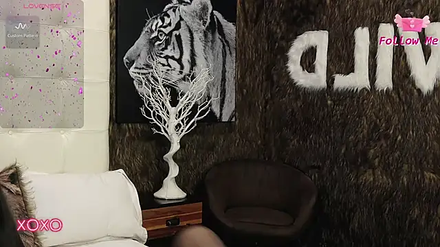 LaraKent online show from February 16, 2025, 6:21 am