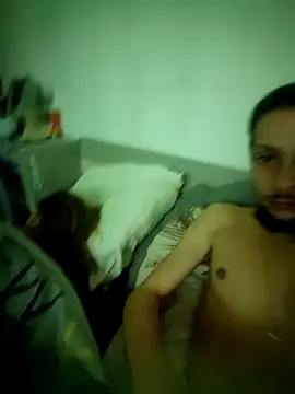 Snapshot of Luka932 chatting on October 16, 2025, 10:00 pm Luka932 online show from October 16, 2025, 10:00 pm