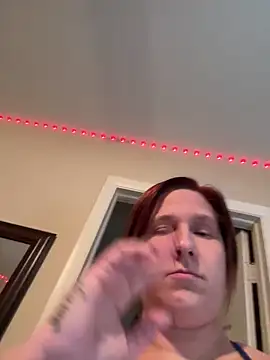 thicknjuicy6996 online show from February 12, 2025, 7:34 am
