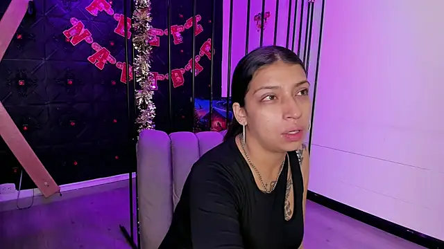 TeennNaugthy18 online show from December 14, 2025, 2:50 am