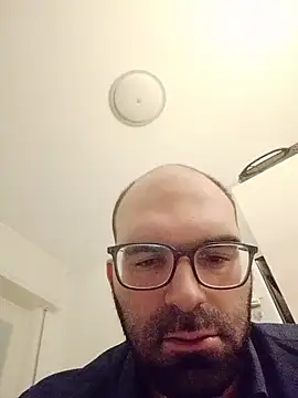 Passivello9 online show from December 19, 2025, 2:40 am