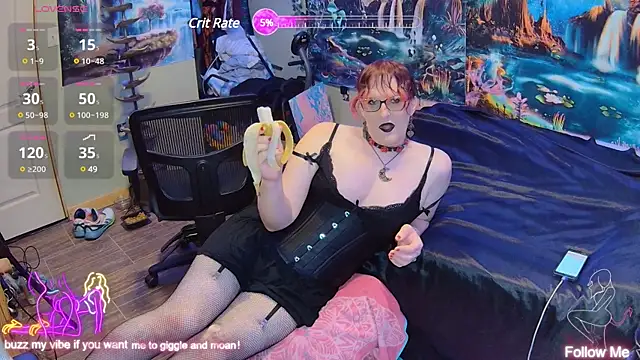 Snapshot of Faye_Wilde chatting on February 20, 2025, 5:44 am Faye Wilde online show from February 20, 2025, 5:44 am