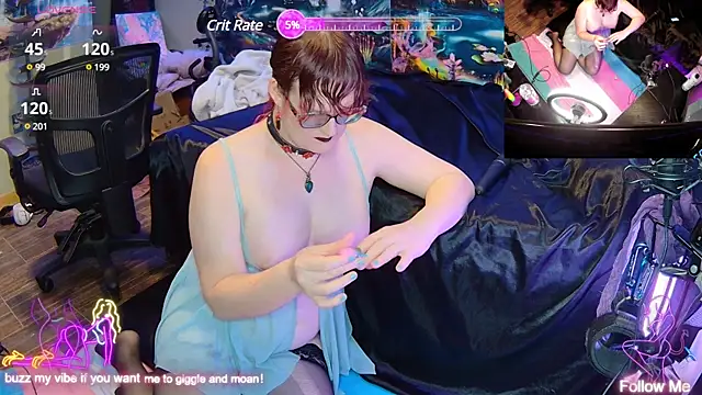 Snapshot of Faye_Wilde chatting on March 8, 2025, 5:49 am Faye Wilde online show from March 8, 2025, 5:49 am