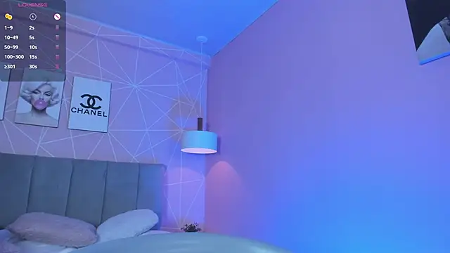 dolly zoe online show from September 27, 2025, 9:47 am