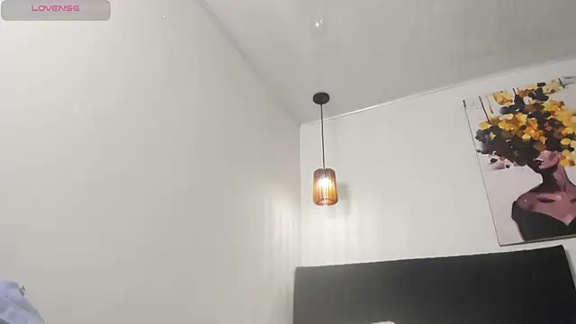 dolly zoe online show from February 21, 2026, 5:08 am