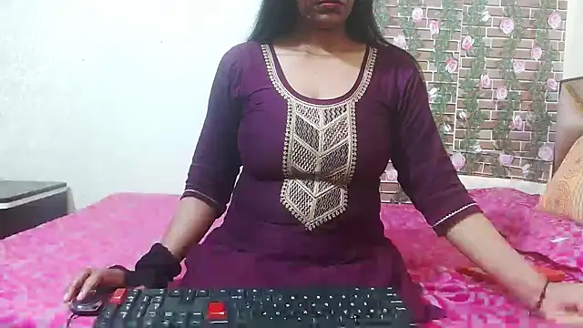 nikitahot3 online show from March 11, 2025, 7:37 am