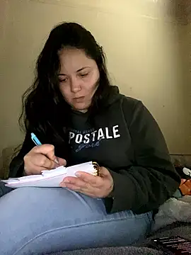 xocrybaby online show from January 13, 2026, 8:03 pm